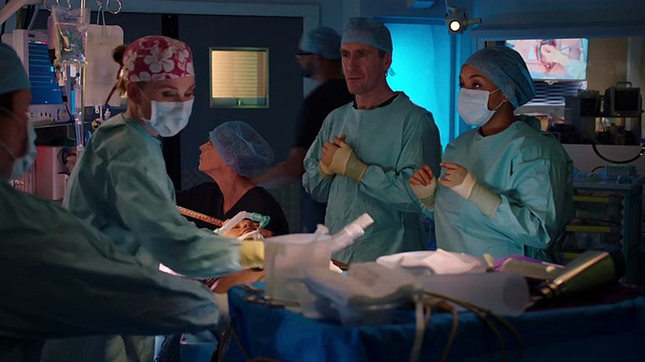 Holby City S20E41