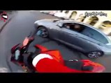 Paris'te Yayaya çarpıp kaçan şöförü film sahnesini aratmayan kovalamaca sonucunda yakalayan motorsiklet sürücüsü