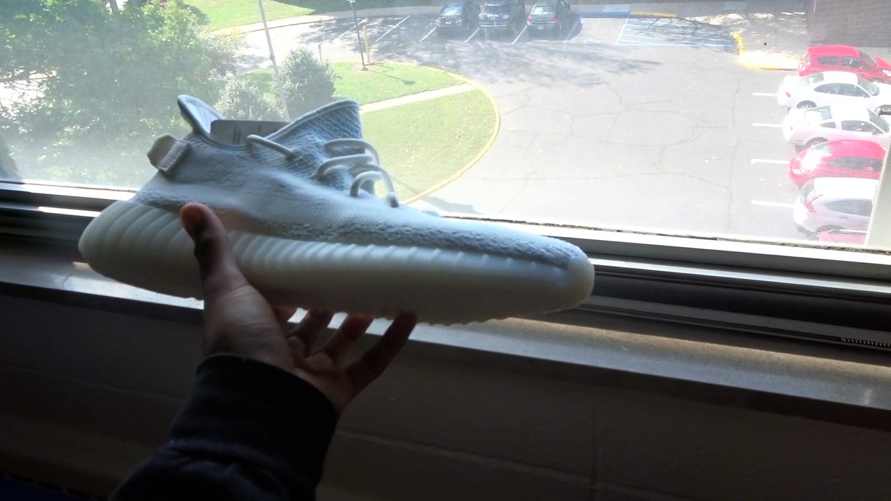 YEEZY 350 "Triple White"/Cream Unboxing + ON FEET | YEEZY SUPPLY TOOK FOREVER