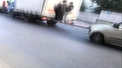 Çocukların Tehlikeli Kamyonet Yolcuğu Kamerada