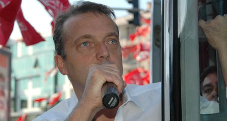 Cem Uzan'dan Ekonomiye Destek Açıklaması: Milletimin ve Devletimin Hizmetinde Olmaya Hazırım