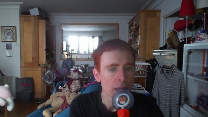 Wiwi égratigne "know what i want" de Kali Uchis