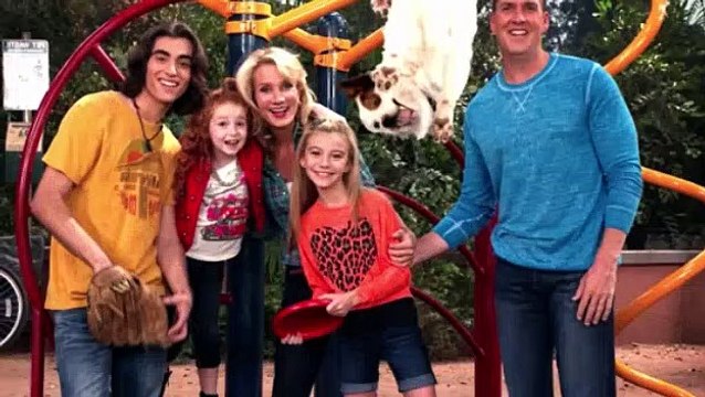 Dog with a Blog S02E06 - Don't Karl Us, We'll Karl You