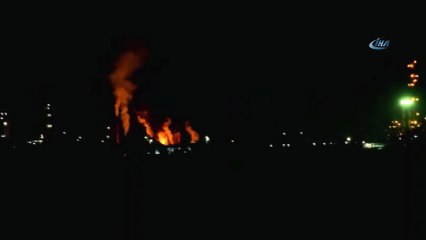 - Bosna Hersek'te Petrol Rafinerisinde Patlama: 8 Yaralı