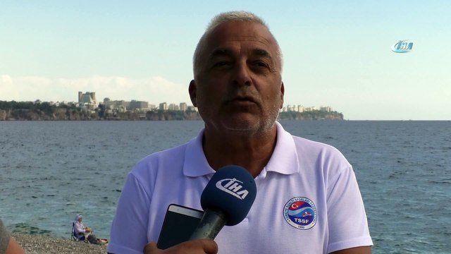 Antalya'da 6 metre derinlikte aslan balığı ve orkinos görüntülendi