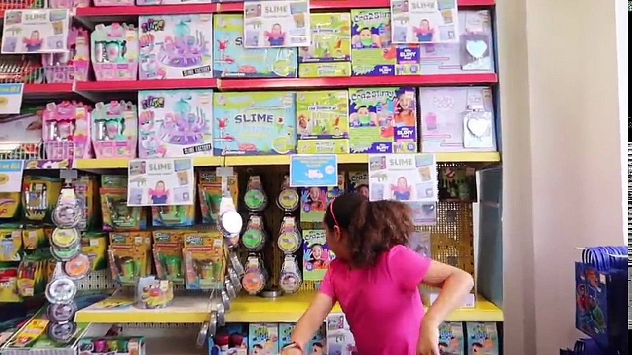 TIANA SPENDS £200 In 10 MINUTES! Toy Hunt Shopping Challenge