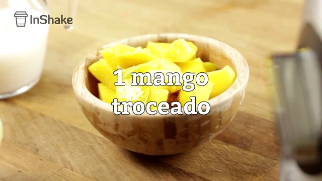 Batido de piña y mango para el acné
