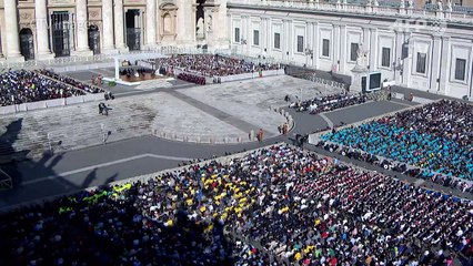 Pope says abortion is like hiring 'contract killer'