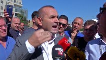 Banorët e Laprakës në protestë për fushën e sportit, Bashkia: S'ka leje për pallat