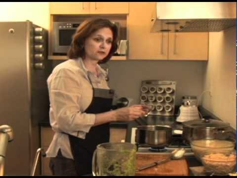 Pozole verde con pollo - Green Pozole with Chicken