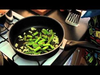 Fusilli con esparragos y setas