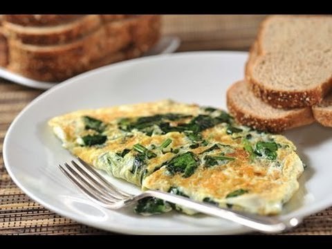 Omelette de claras con espinacas - Recetas de desayunos