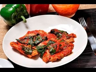 Bistecs de puerco en salsa de guajillo - Pork Steaks in Guajillo Sauce
