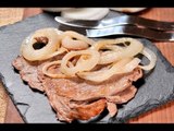 Filetes de res encebollados - Beef Fillets with Onions