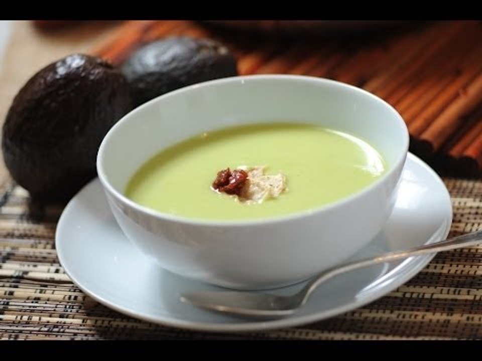 Caldillo de aguacate - Avocado soup - Recetas de sopas