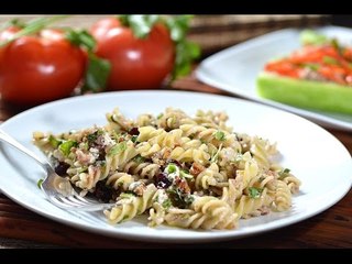 Ensalada de pasta con arúgula y queso de cabra