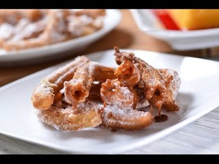 Churros rellenos de cajeta