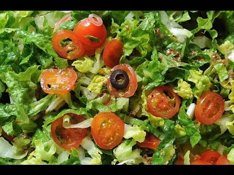 Ensalada de papas con aceitunas y lechuga - Receta fácil y ligera