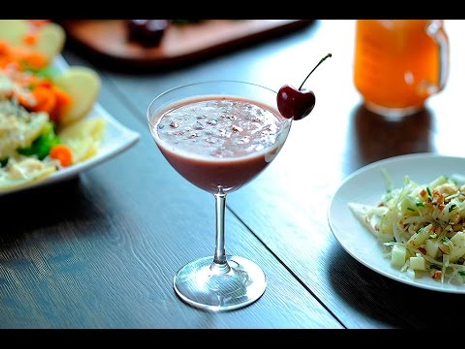 Postre frío de cerezas