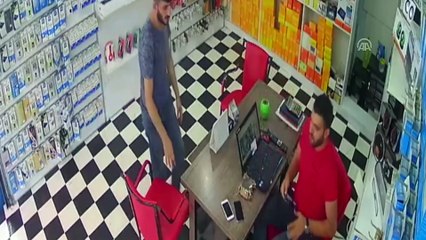 Yakalanınca birbirlerini suçlayan kapkaç zanlılarına tutuklama - ADANA