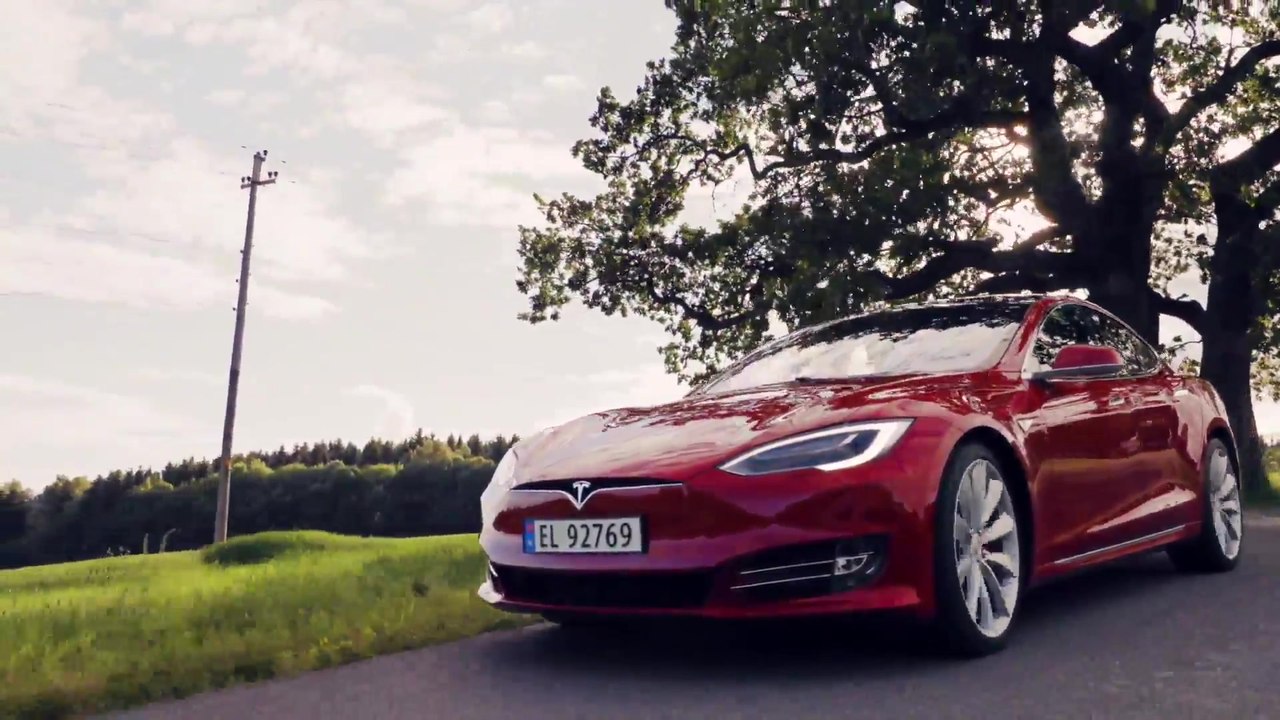 Tesla Model S - Performance und Sicherheit