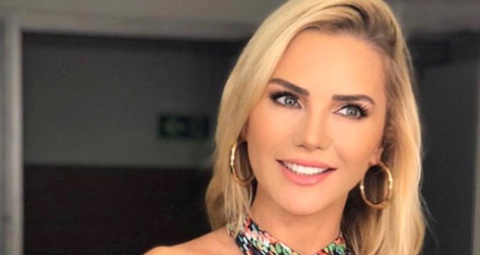 Ece Erken'den Babası Uğraşsın Diyen Annesine Cevap: Evlatlarla Uğraşılmaz, İlgilenilir