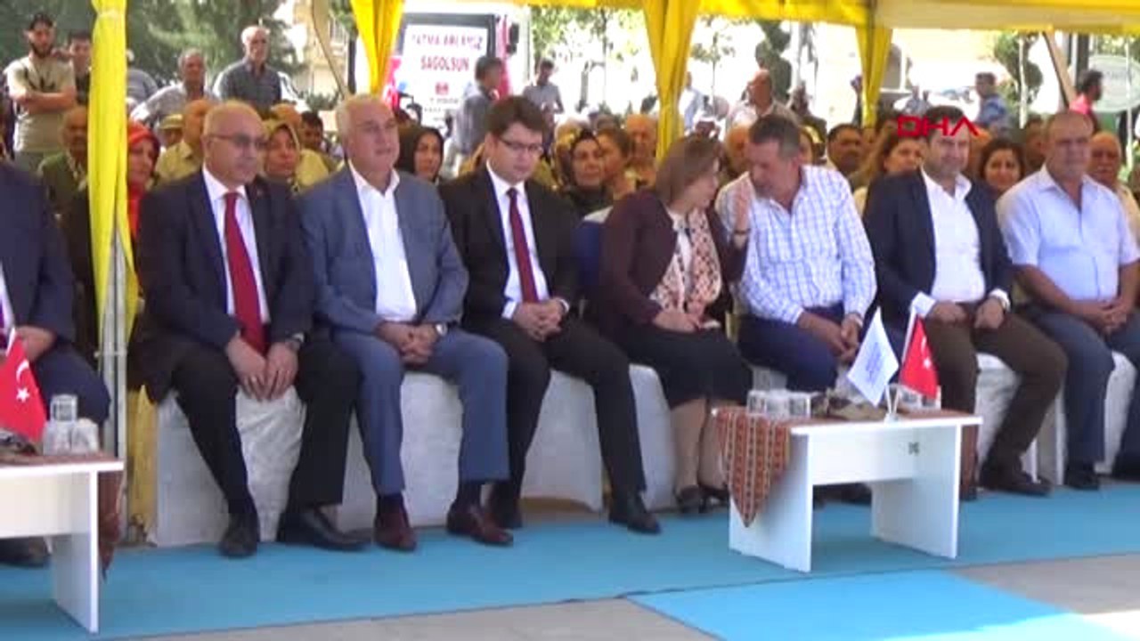 Gaziantep İslahiye'de 400 Çiftçiye Tohum Dağıtıldı
