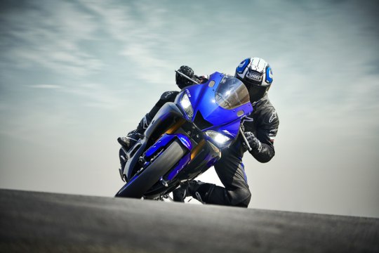 VÍDEO: nueva Yamaha YZF-R3 2019
