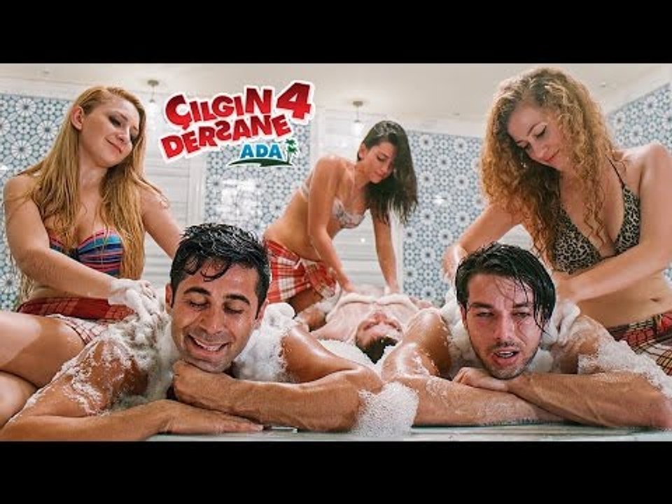 Çılgın Dersane 4: ADA - Böyle Masaja Can Kurban