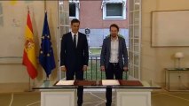 Pedro Sánchez y Pablo Iglesias firman el acuerdo para los Presupuestos