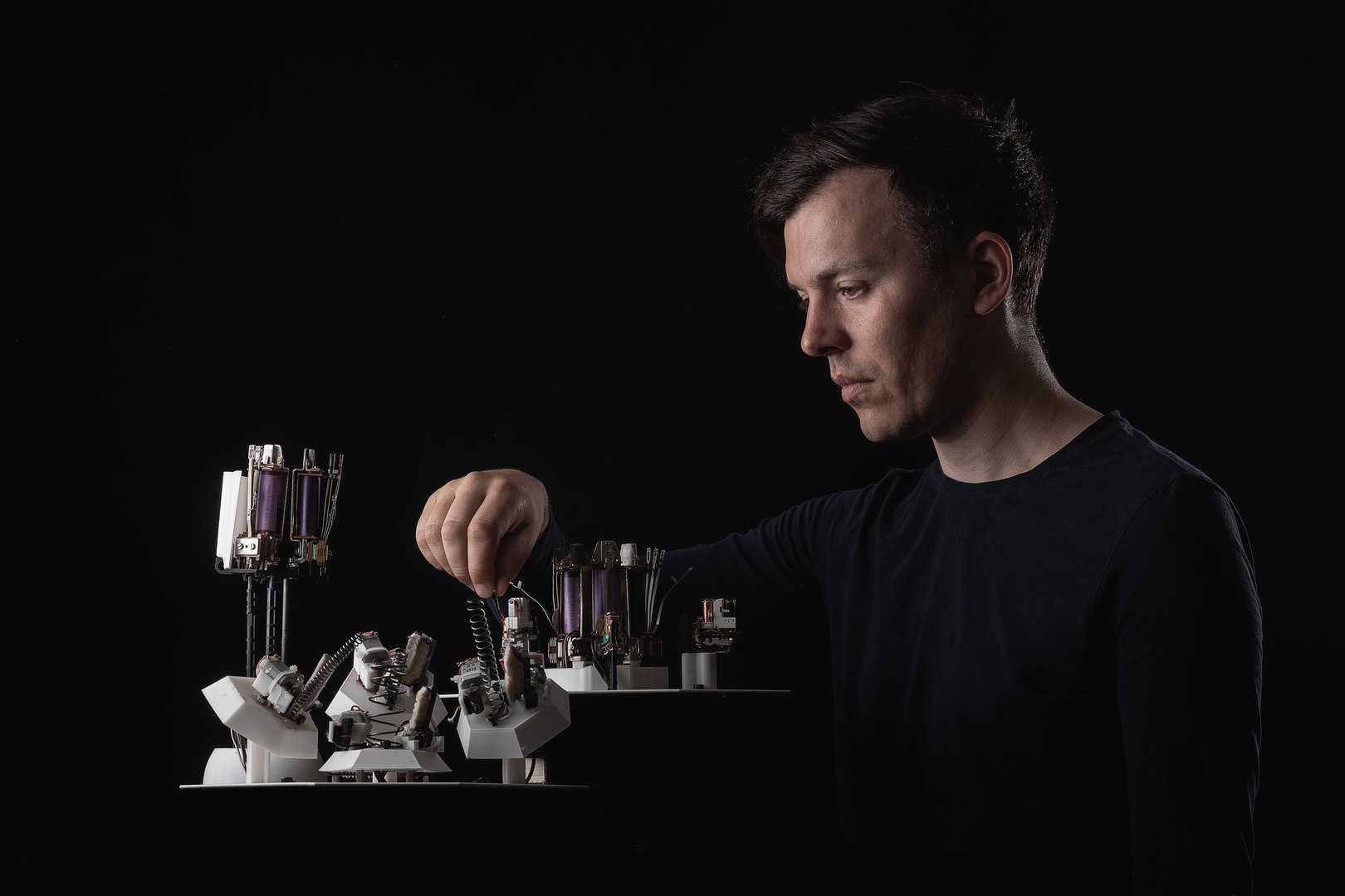 ⁣How an artist is making acoustic electronic music using robots