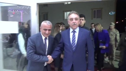 Hakkari'ye Yeni Atanan Öğretmenler Yemekte Buluştu