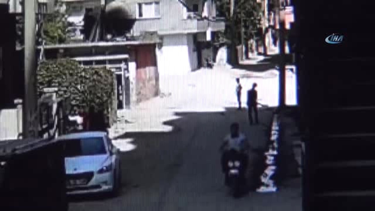 3 Kadın Hırsız, Girdikleri Evde 50 Bin TL'lik Altın Çaldı