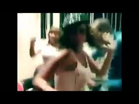 مى سليم ترقص بشكل غريب على اغنية بشرة خير‬