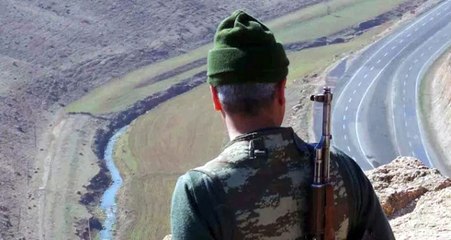 Son Dakika! Terör Örgütleri ile İrtibatı Tespit Edilen 635 Güvenlik Korucusu Görevden Uzaklaştırıldı