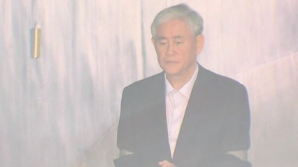 최경환 "1억 받았다" 입장 번복...뇌물은 부인 / YTN