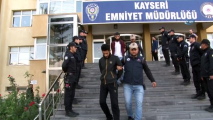 DEAŞ'ın Göç ve Lojistik Komitesi Sorumlusunun kardeşleri yakalandı