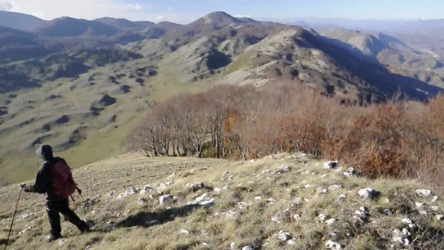 DOM.19-11-17- SUI MONTI CARSEOLANI DAL PAESE DI VERRECCHIE AL MONTE CESALARGA (1538 METRI) E MONTE PADIGLIONE (1627 METRI).