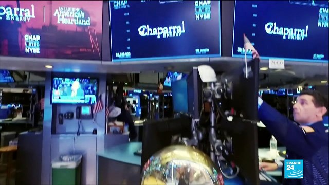 Global markets plunge: investors take fright over higher US interest rates