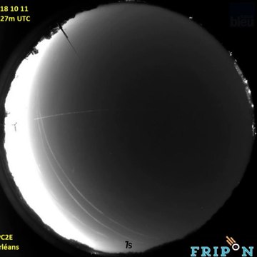 Comme un ballon de foot dans les airs : une boule de feu aperçue dans le ciel français