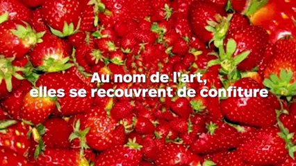 Deux femmes artistes sur un banc sont enduites de confiture et font le buzz à Manchester !