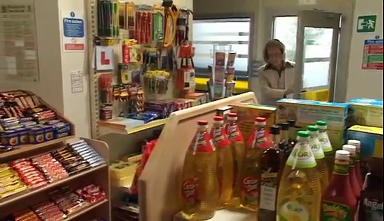 Harry and Paul   S1 E3