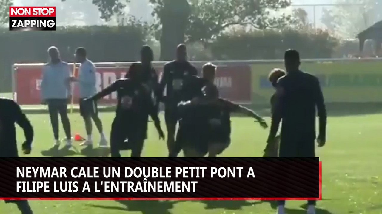 Neymar met un double petit pont à Filipe Luis à l'entraînement (vidéo)