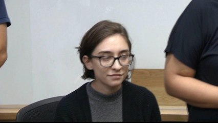 US student Lara Alqasem held in Israel over BDS support