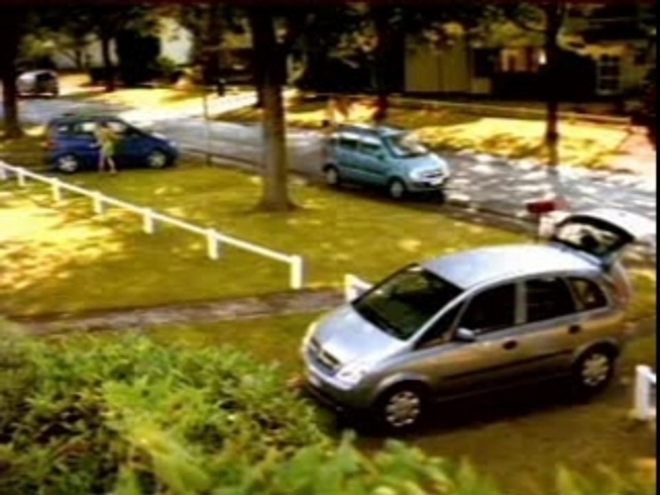 (Pub Humour) Opel blonde