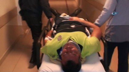 Polislerin bulunduğu otomobil traktöre çarptı: 4’ü polis 5 yaralı