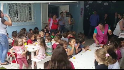 Crianças participam de tarde diferente no Universitário