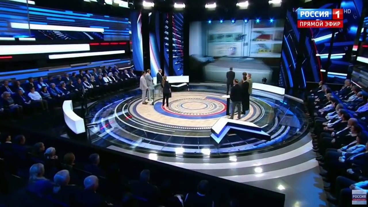 СТУДИЯ В ШОКЕ! Исаев показал как живет РОССИЙСКАЯ ГЛУБИНКА!