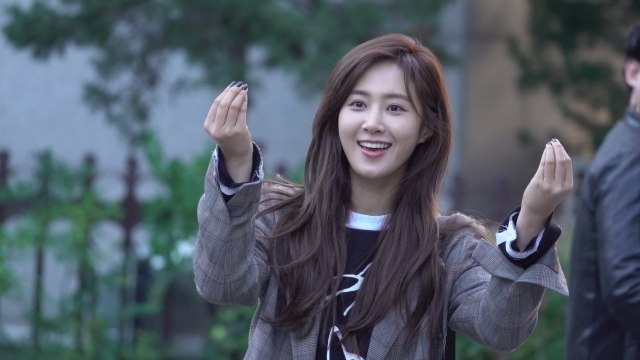 [Y영상] 유리, ‘뮤직뱅크 출근합니다~’ (뮤직뱅크 출근길) / YTN