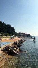 Hello beautiful Wednesday!  Spending some time at the coastline. Enjoying the sun ☀️ and the smell of sea  in Portorož ☺️ It’s still sooo warm! #ifeelsLOVE